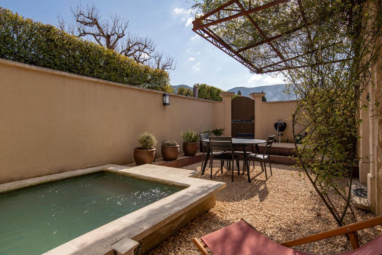 Le Mas Des Sablieres Oppède Exterior foto